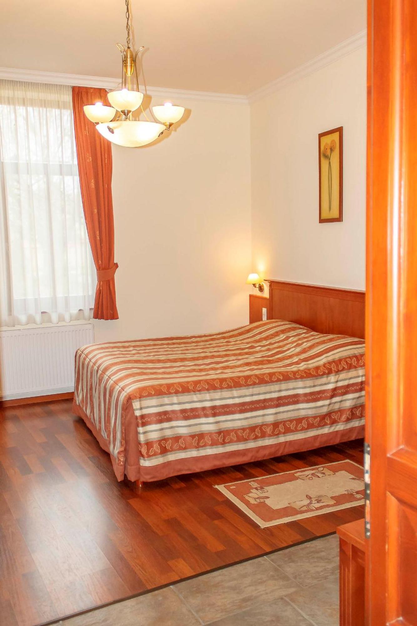 Pannon Hotel Bejelentkezes 20 Oraig, Check-In Until 20 O'Clock, Einchecken Bis 20 Uhr Mohacs Exterior photo